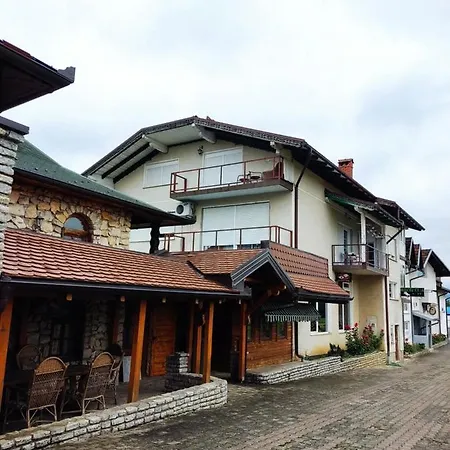 Motel Estrada Ostrozac